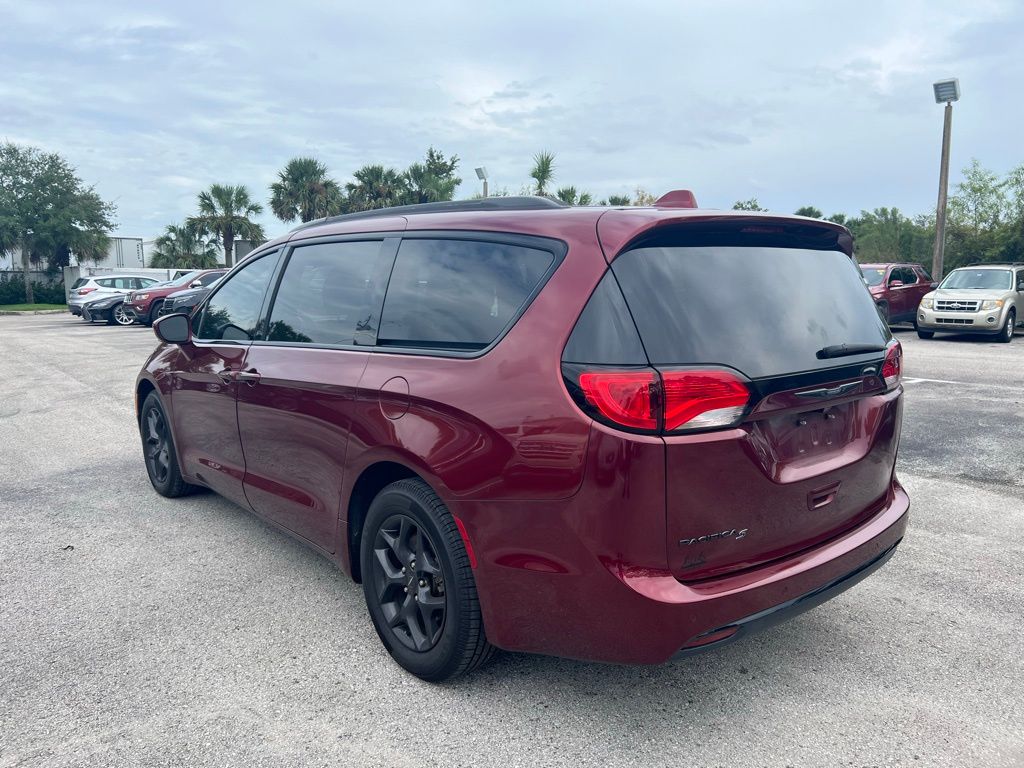 2020 Chrysler Pacifica Touring L Plus 3