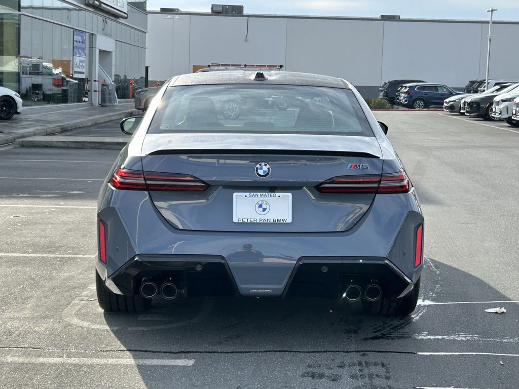 2025 BMW M5 Base 4