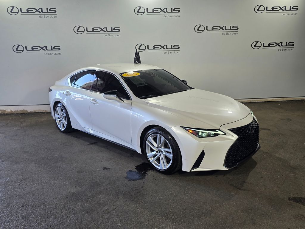 Thumbnail: 2025 Lexus IS - 3