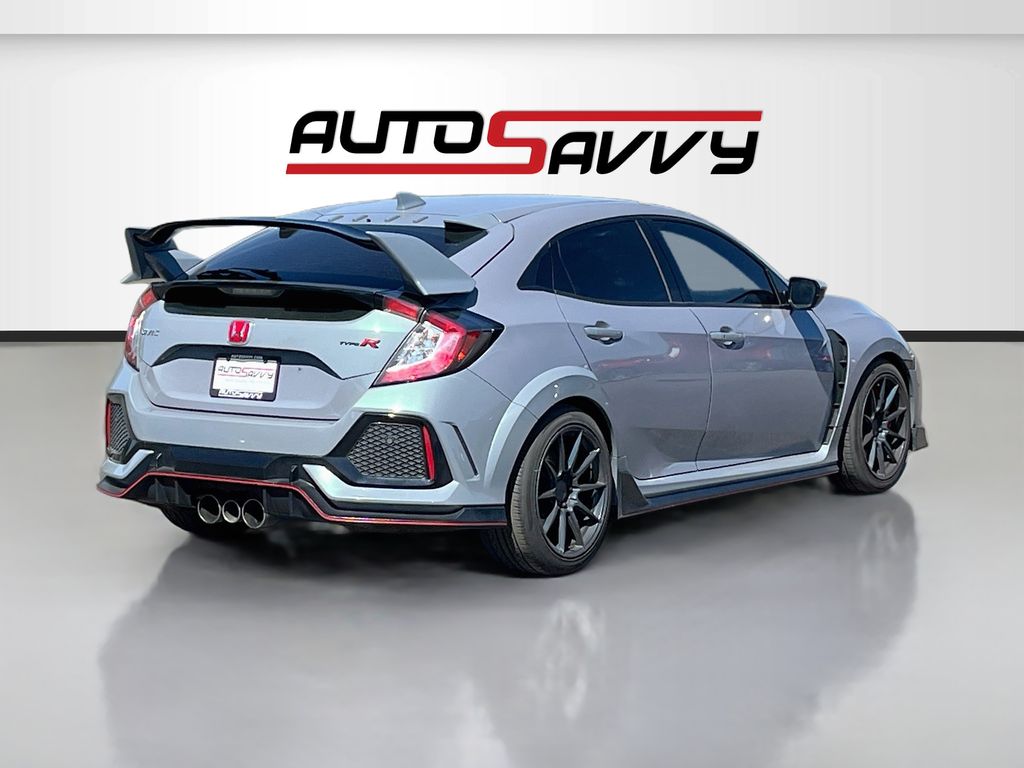 Used 2019  Honda Touring image 8
