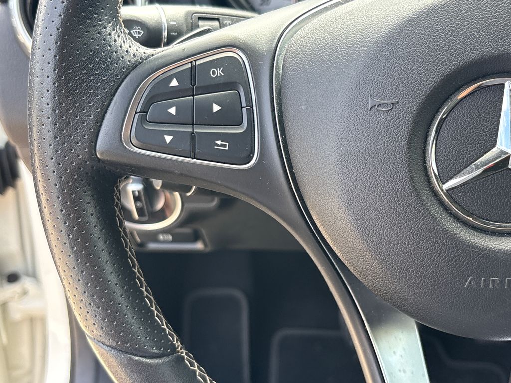 Certified Used 2017 White Mercedes-Benz GLA 250 image 19