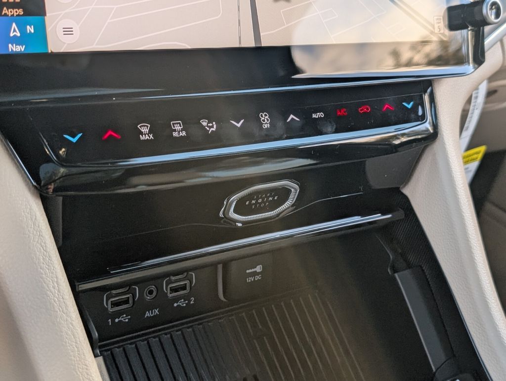 new 2026 Jeep Grand Cherokee car, priced at $48,650