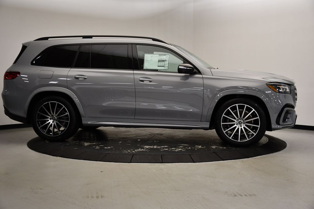 2025 Mercedes-Benz GLS 450 4MATIC 6