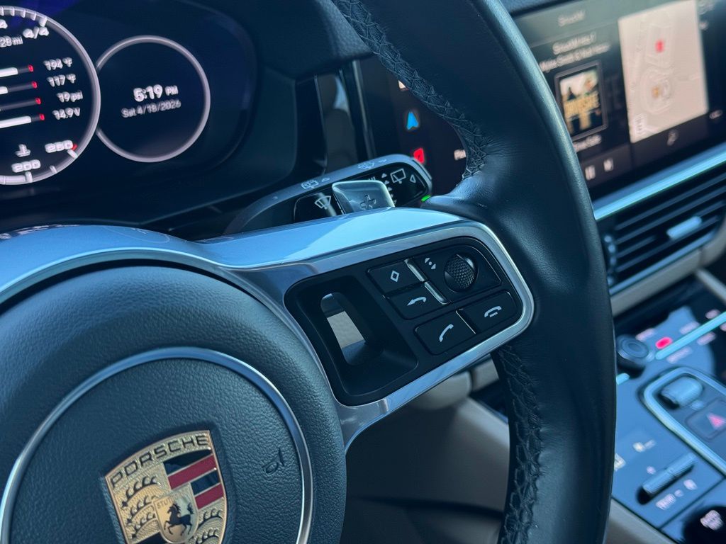 2023 Cayenne picture #17