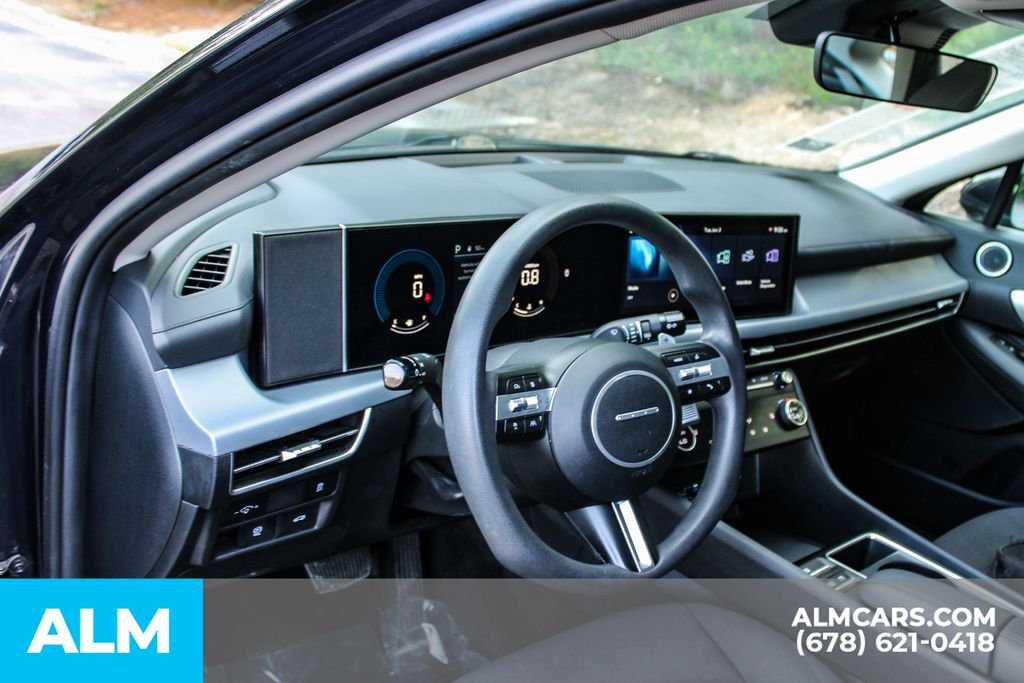 Used 2025 Blue Hyundai SEL image 32