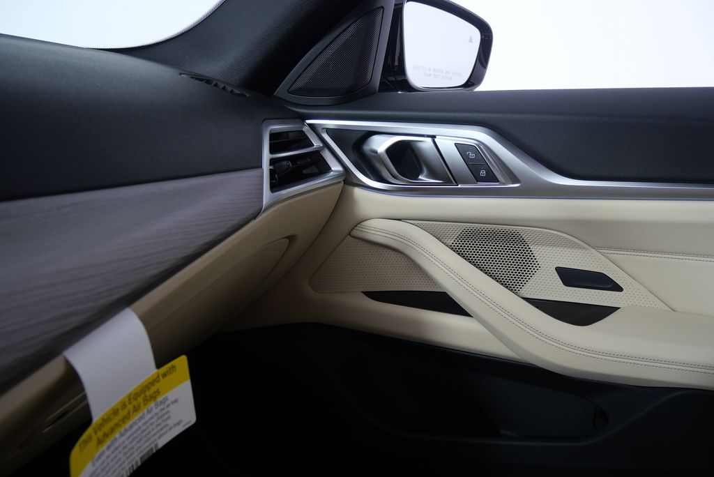 2025 BMW i4 eDrive40 24