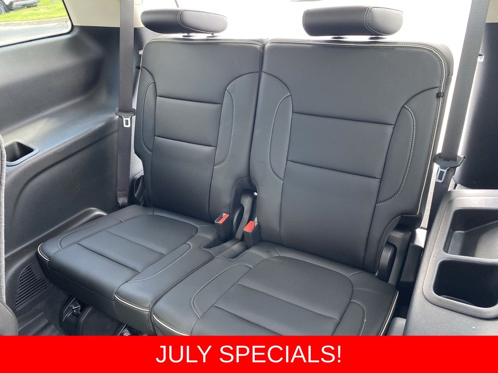 Used 2023 GMC Acadia SUV