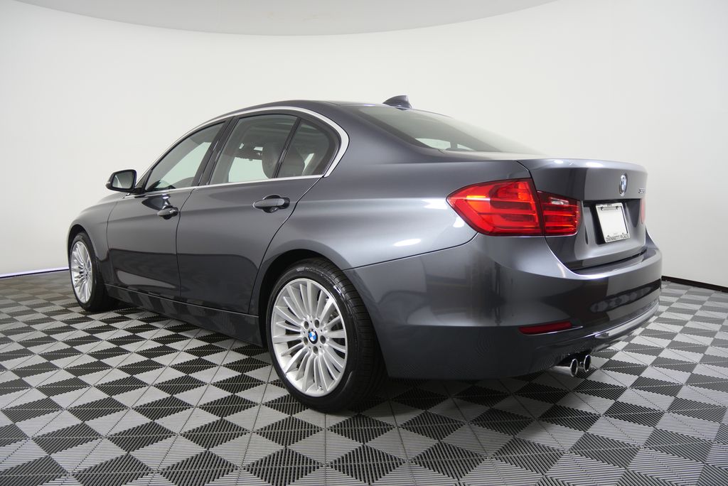 Thumbnail: 2015 BMW 3 Series - 5