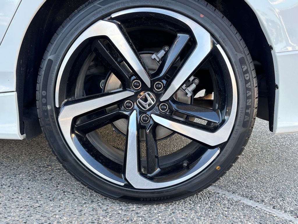 Thumbnail: 2022 Honda Accord - 31