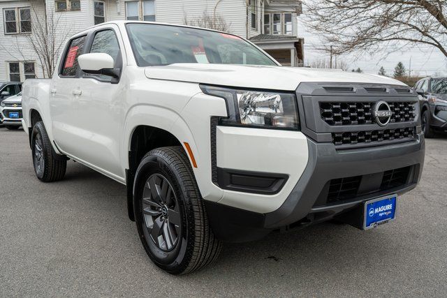 2025 Nissan Frontier SV - 3