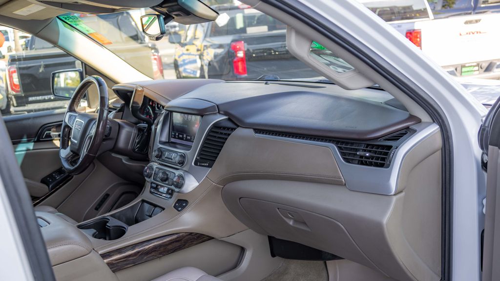 Used 2018 GMC Yukon XL SLT 4D Sport Utility