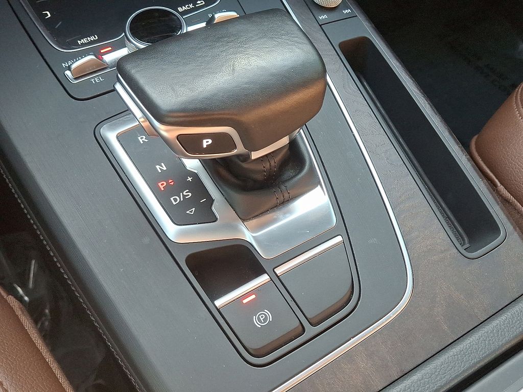 Thumbnail: 2018 Audi Q5 - 14