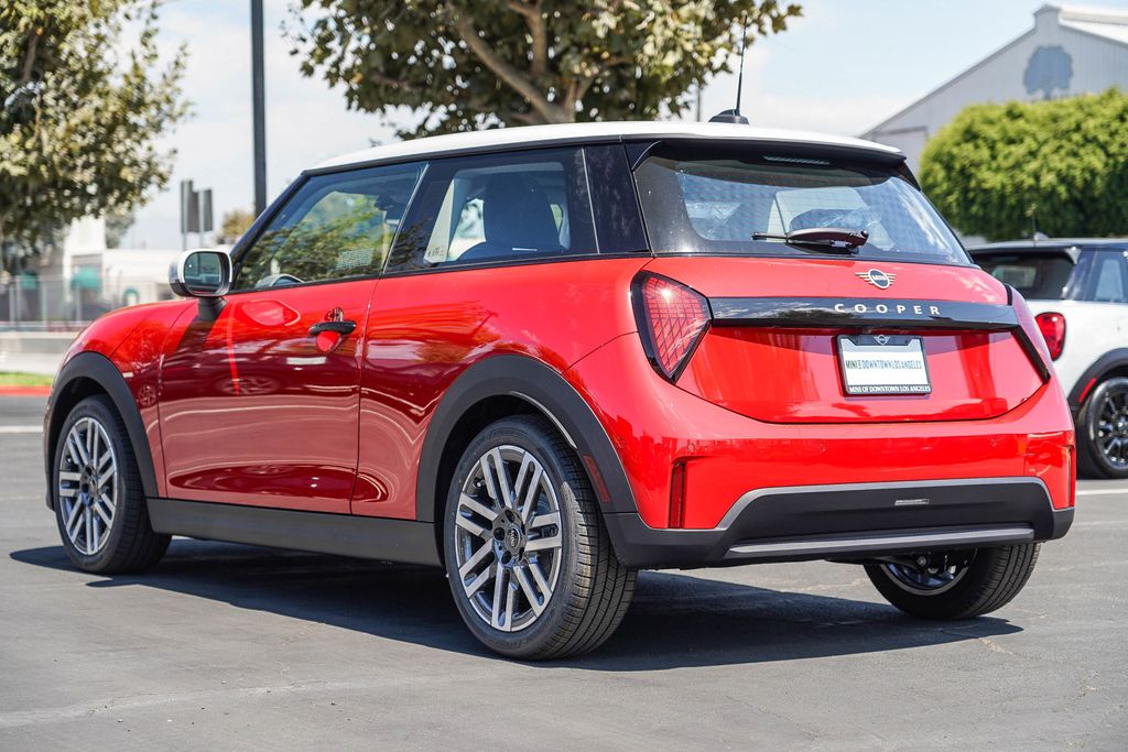 2025 MINI Cooper  6