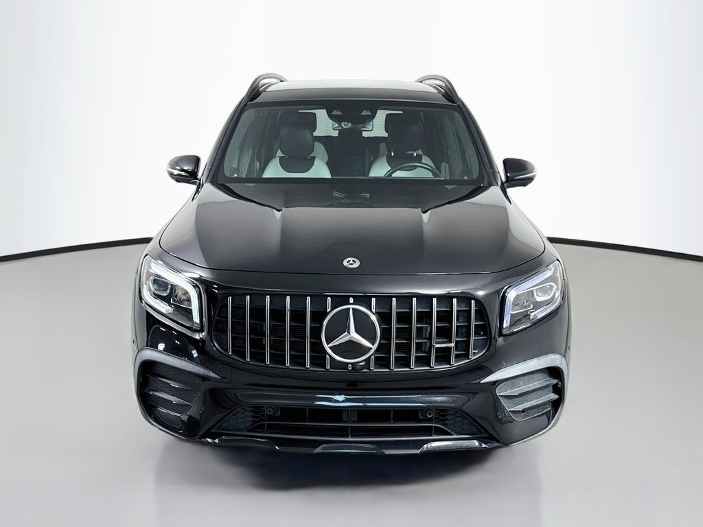 Thumbnail: 2021 Mercedes-Benz GLB - 2