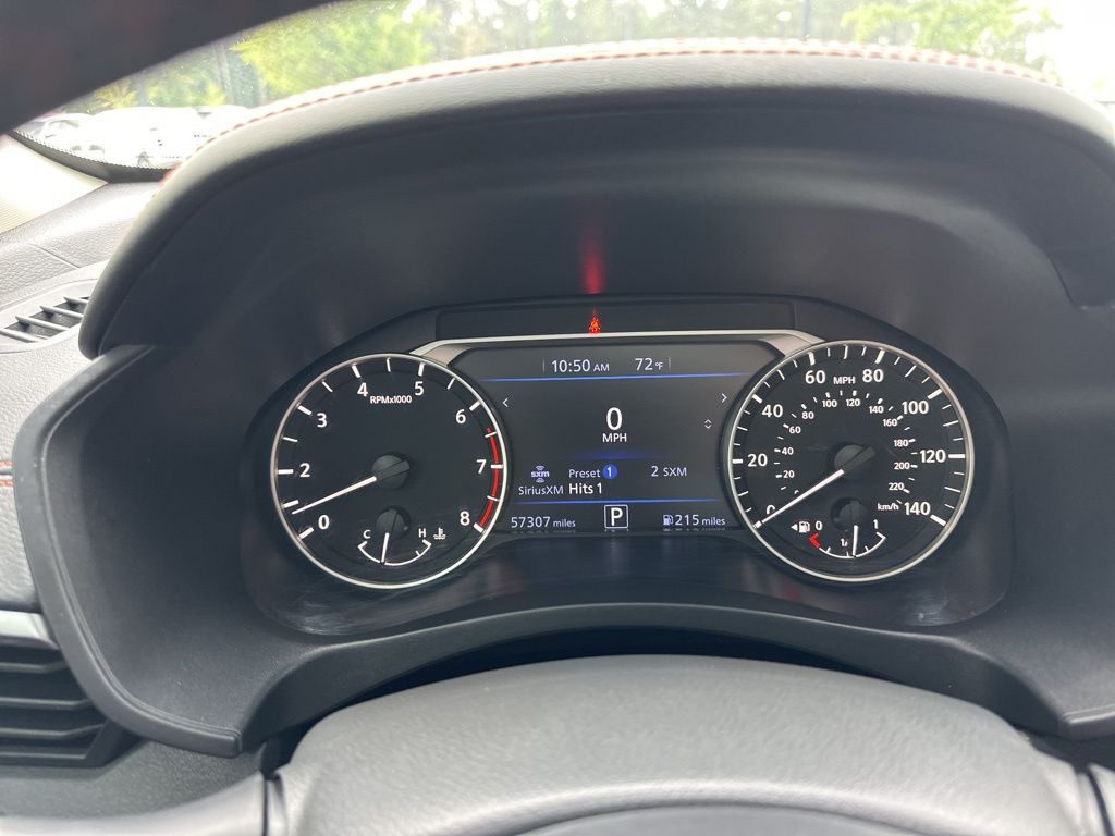 2022 Super Black Clearcoat Nissan Altima 2.5 SR FWD Sedan
