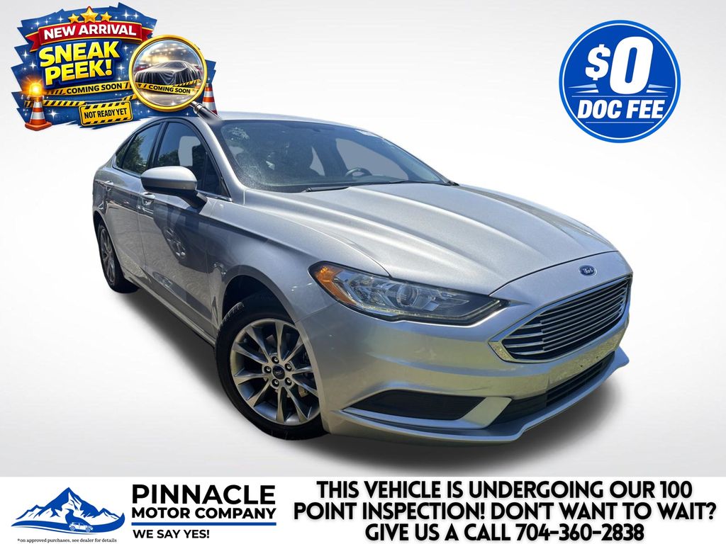 Ingot Silver 2017 Ford Fusion SE Sedan Front-Wheel Drive 6-Speed Automatic