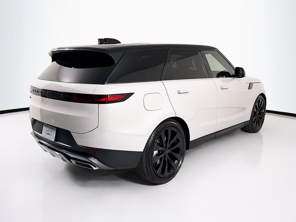 Thumbnail: 2026 Land Rover Range Rover Sport - 5
