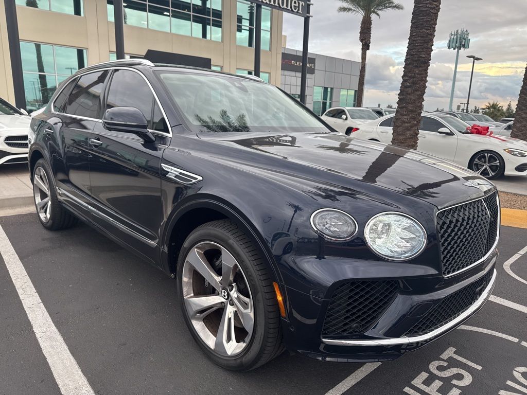 Thumbnail: 2025 Bentley Bentayga - 3