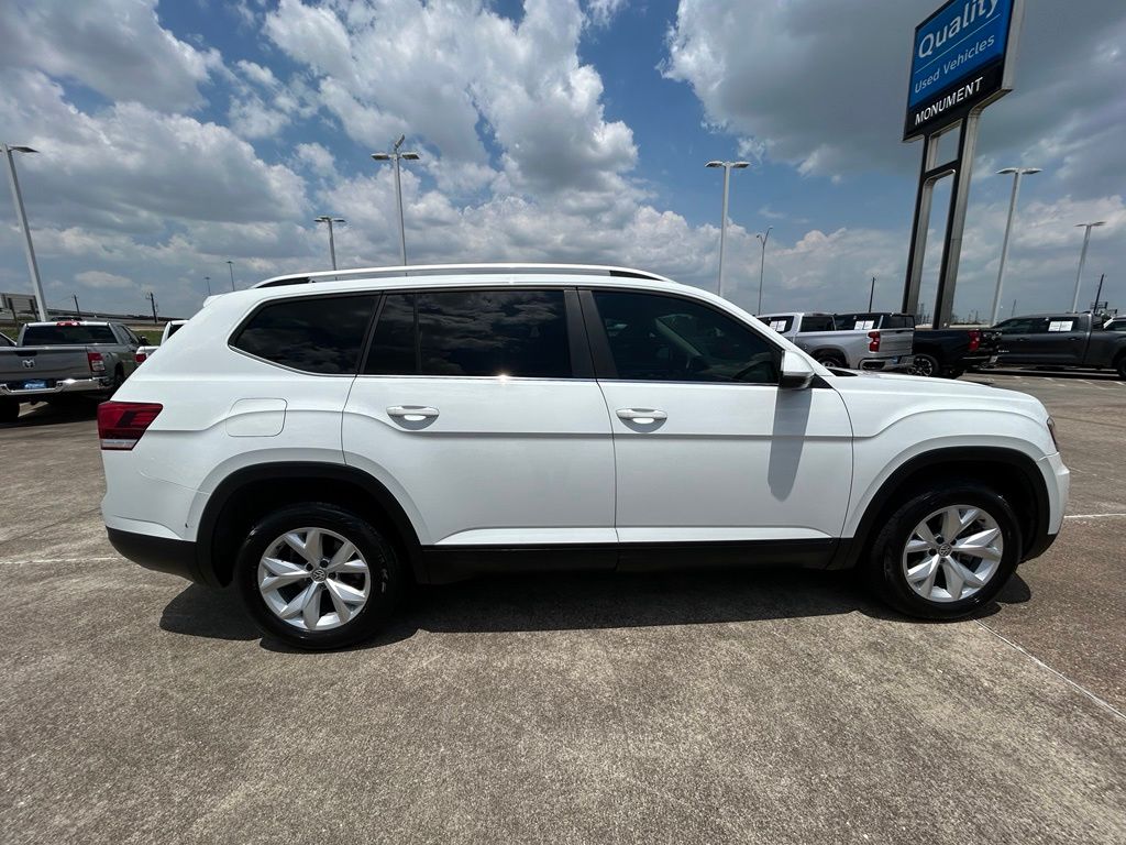 2019 Volkswagen Atlas 2.0T SE w/Technology  at Community Toyota