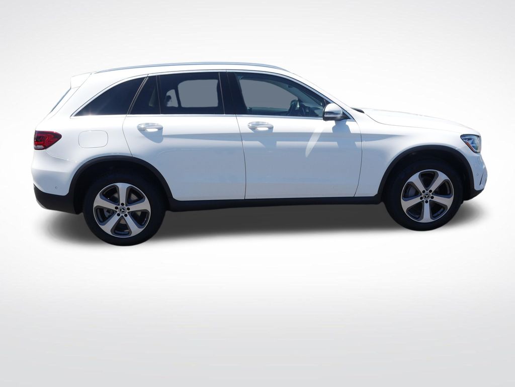 Thumbnail: 2022 Mercedes-Benz GLC - 6
