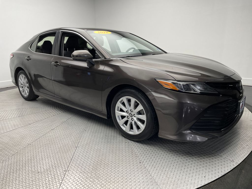 Thumbnail: 2018 Toyota Camry - 3