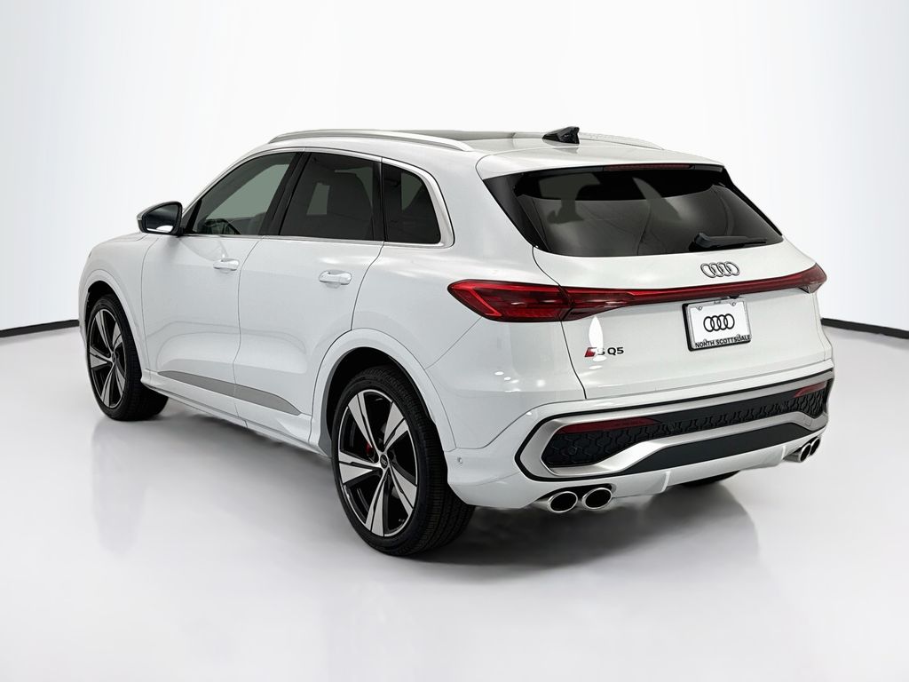 Thumbnail: 2026 Audi SQ5 - 7