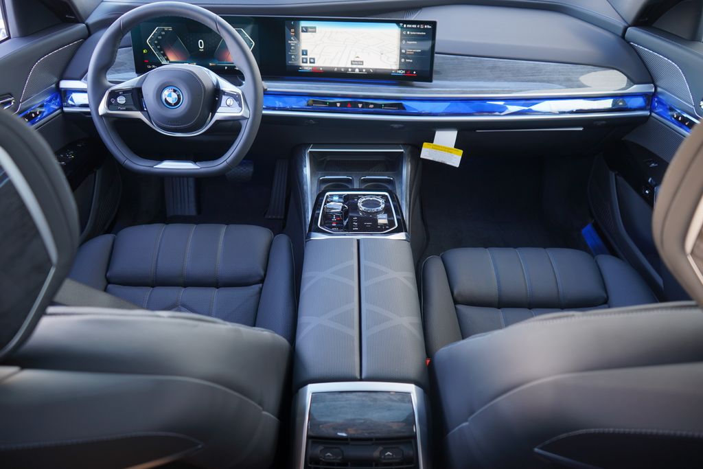 2024 BMW i7 eDrive50 14