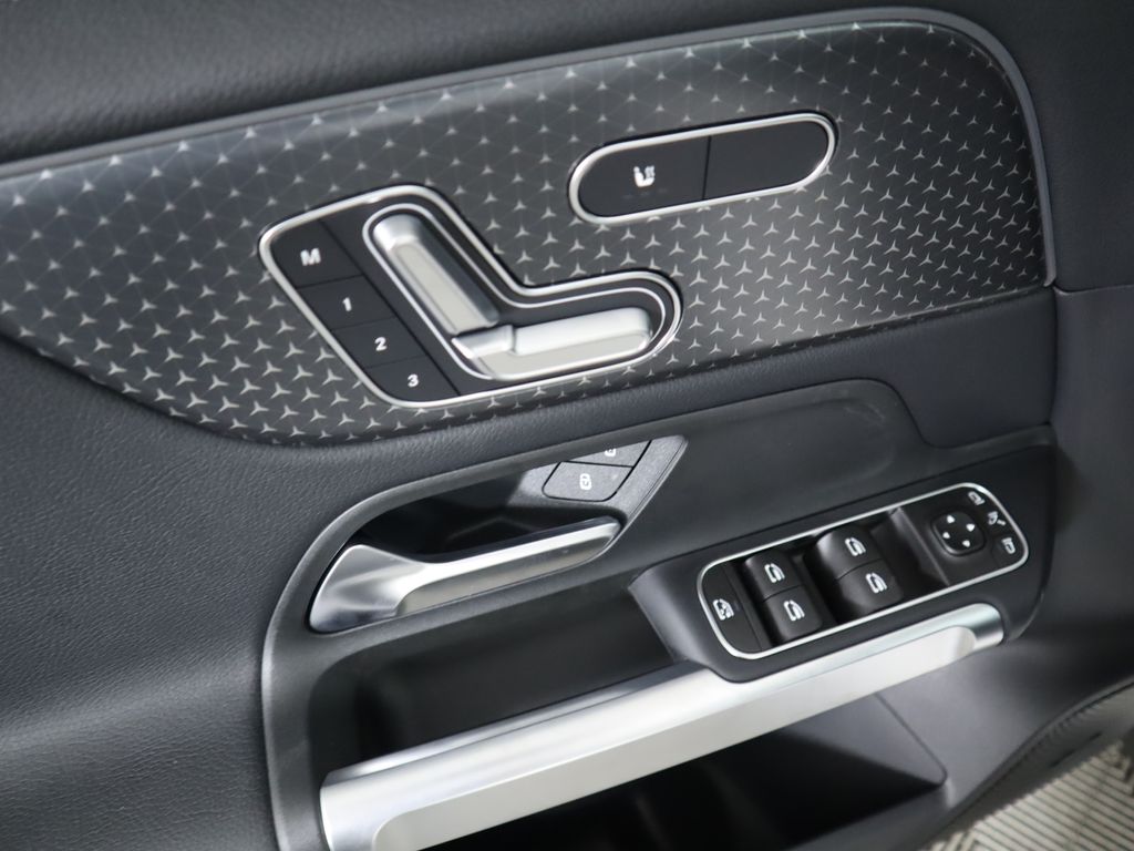 2024 Mercedes-Benz EQB 250+ 25