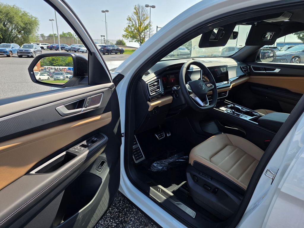 2026 Volkswagen Atlas Cross Sport 2.0T SEL R-Line Black - 9