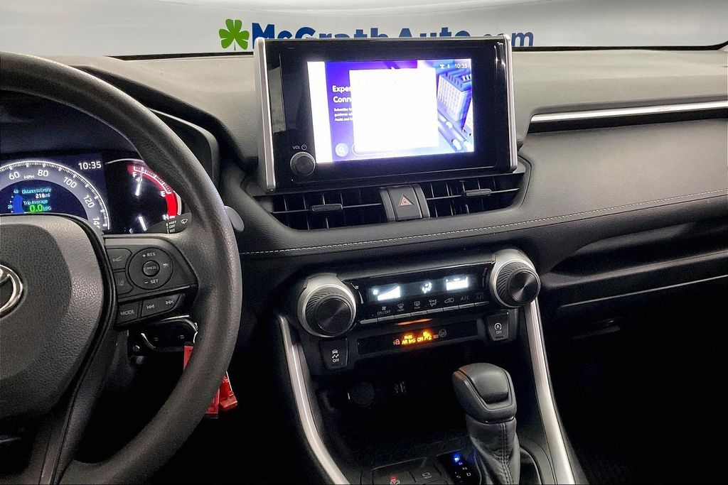 View vehicle photo 7