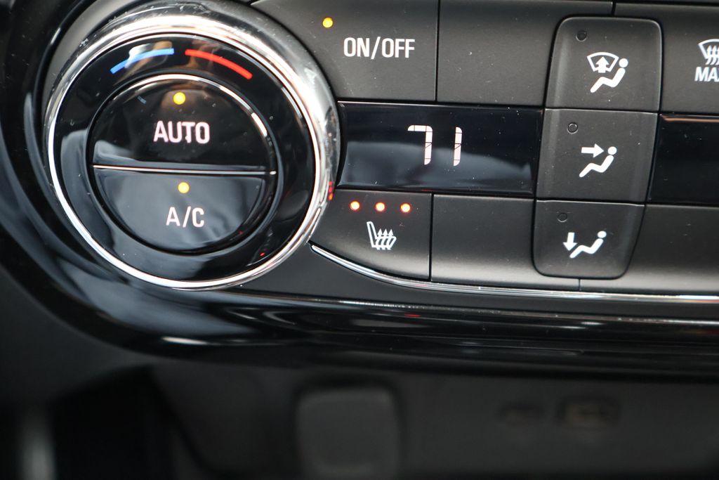 2025 Chevrolet Trax Activ 25