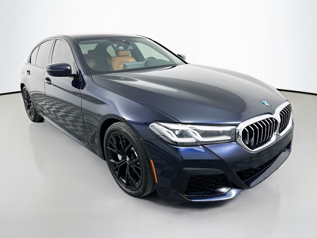 Thumbnail: 2023 BMW 5 Series - 3
