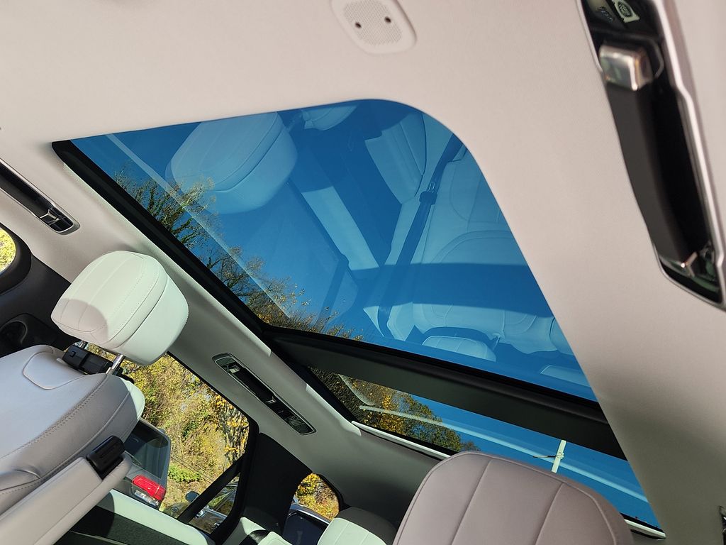 Thumbnail: 2023 Land Rover Range Rover Sport - 14