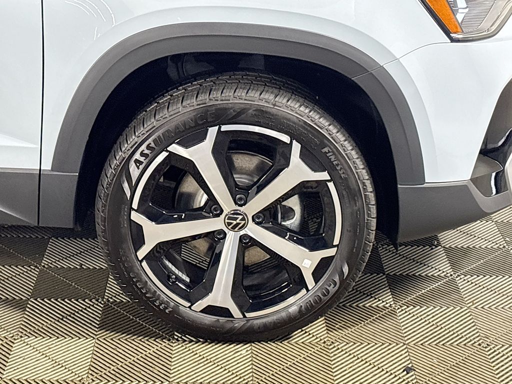 2025 Volkswagen Taos 1.5T SEL