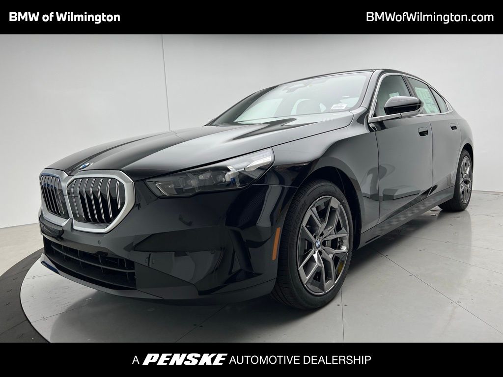 Thumbnail: 2026 BMW 5 Series - 1