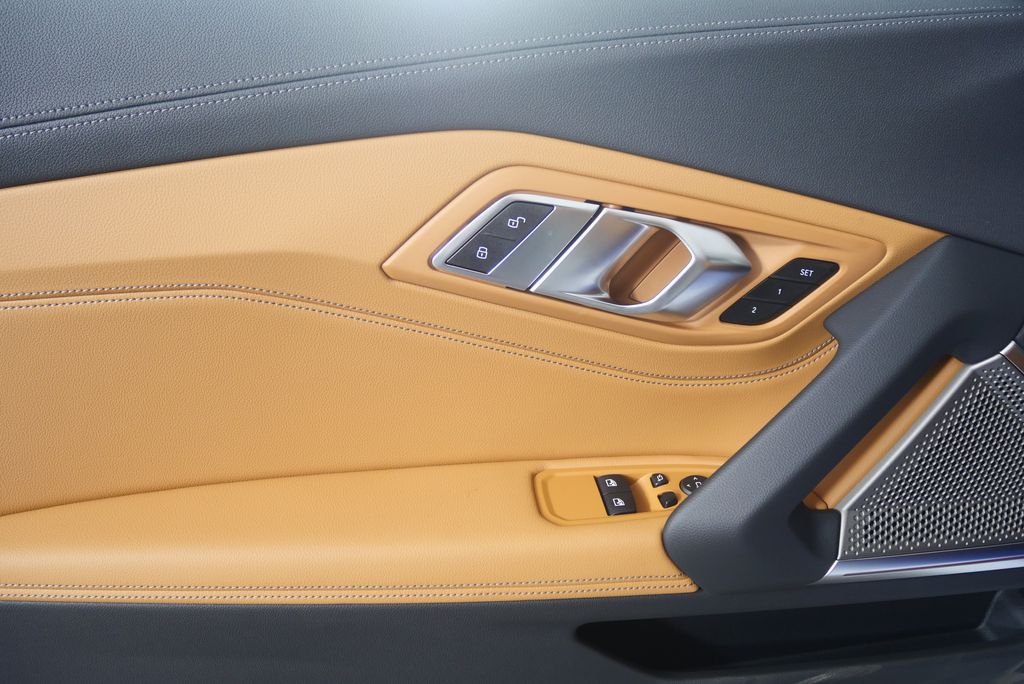 Thumbnail: 2026 BMW Z4 - 10