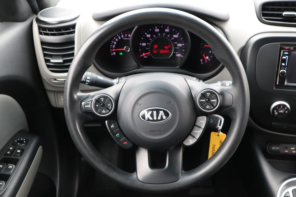 2015 Kia Soul S 10