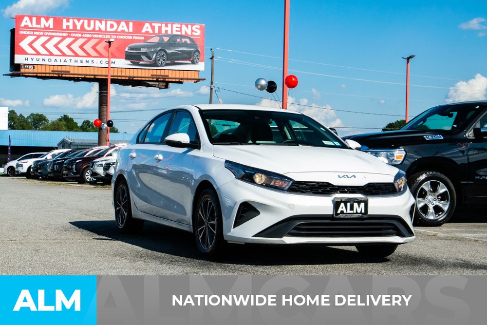 2023 Kia Forte LXS photo 4