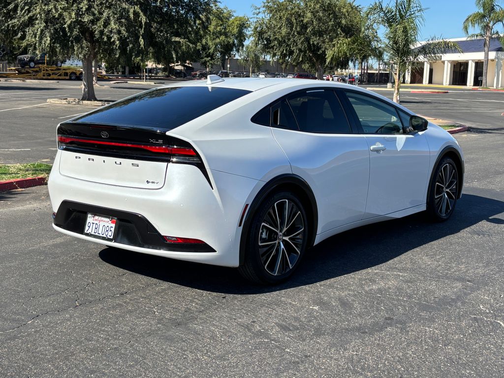 Thumbnail: 2024 Toyota Prius - 5