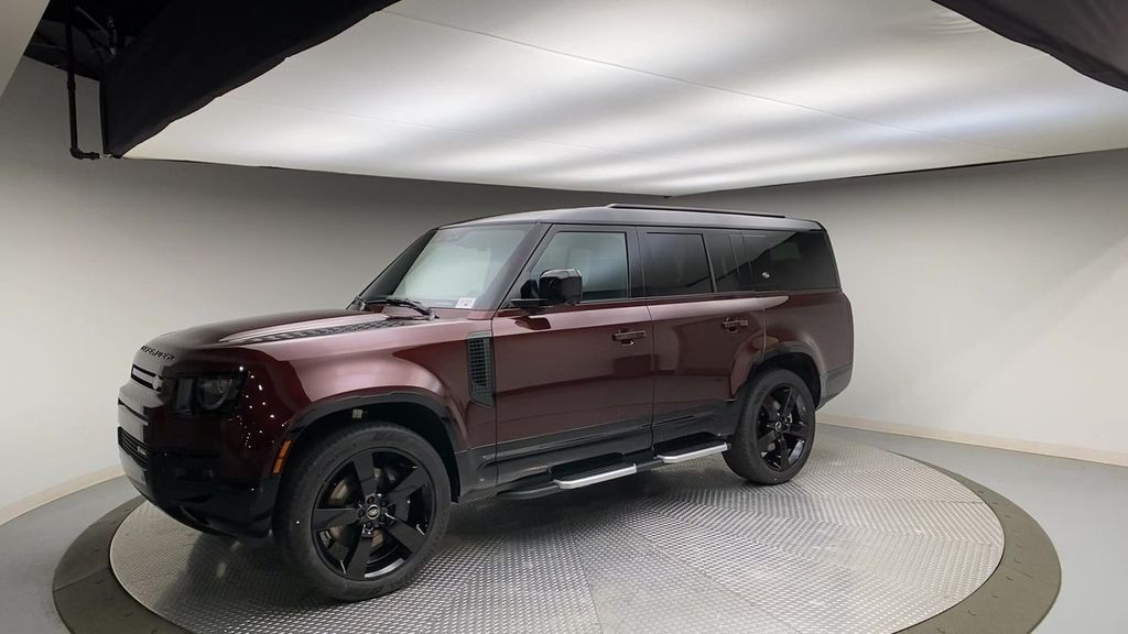 Thumbnail: 2023 Land Rover Defender - 4