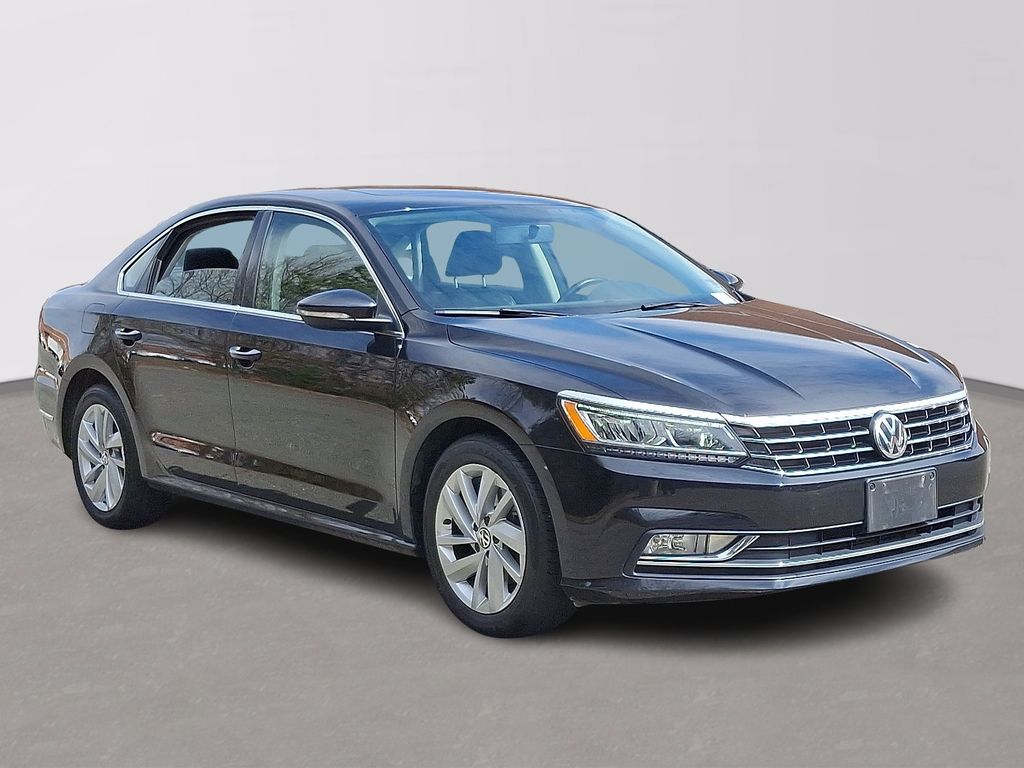 Thumbnail: 2018 Volkswagen Passat - 3