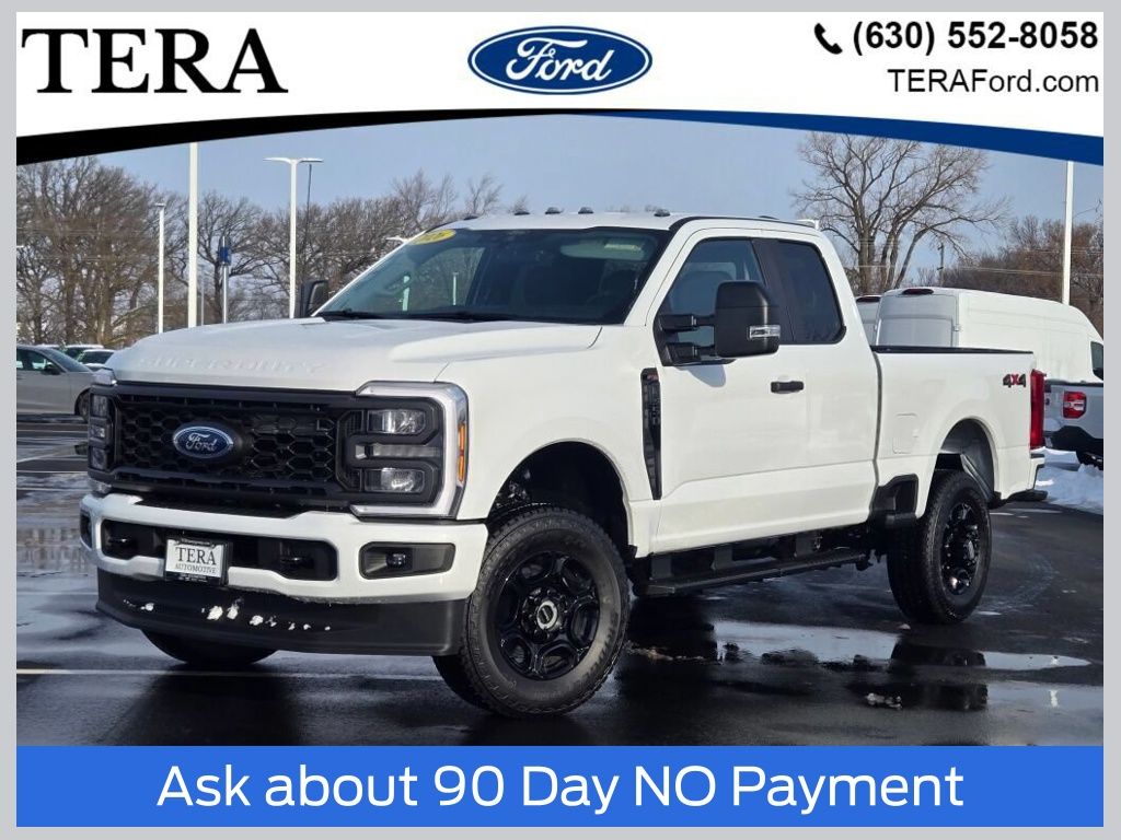 Oxford White 2026 Ford F-350 Super Duty Pickup Truck Four-Wheel Drive Automatic