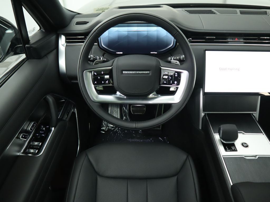 Thumbnail: 2026 Land Rover Range Rover - 10