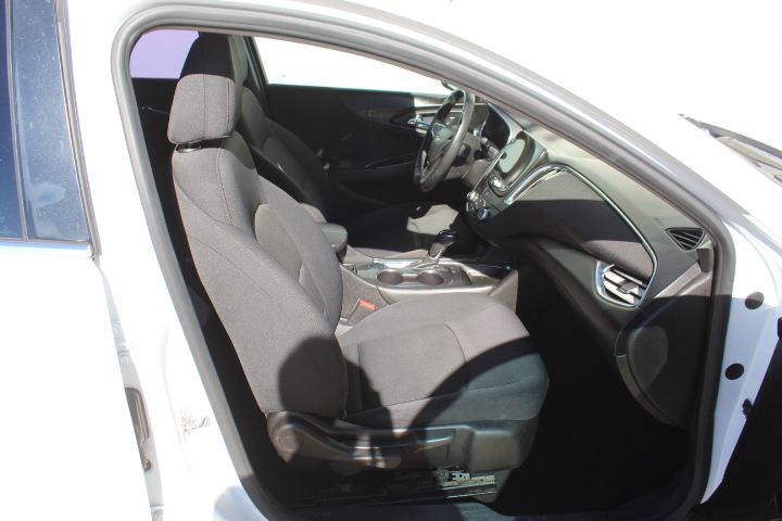 Used Car 2017 Chevrolet Malibu  Lt For Sale Under $10,000 In Georgetown, Texas