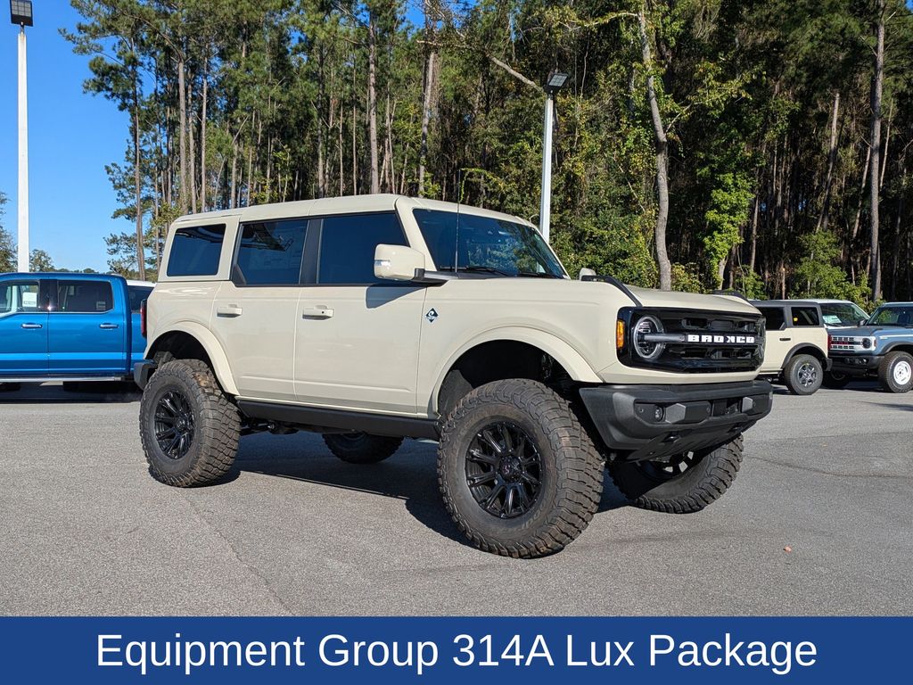 2025 Ford Bronco Outer Banks