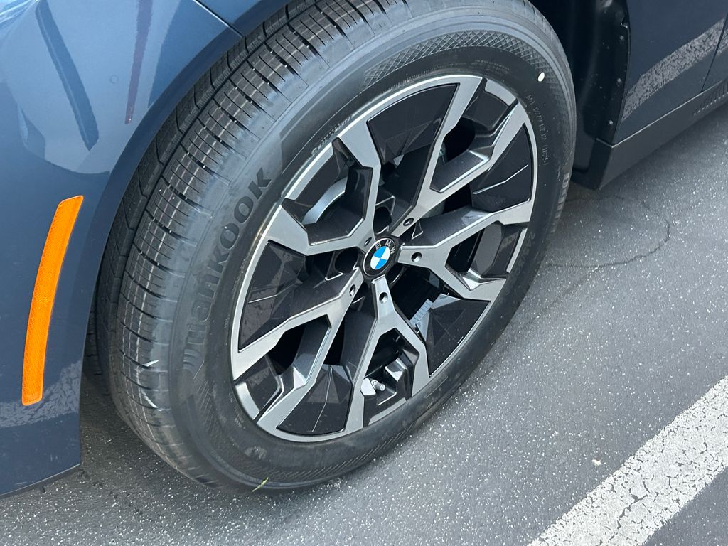 Thumbnail: 2026 BMW X3 - 3