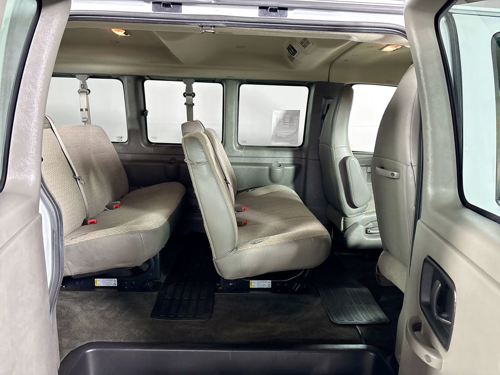 2018 Chevrolet Express 3500 LT