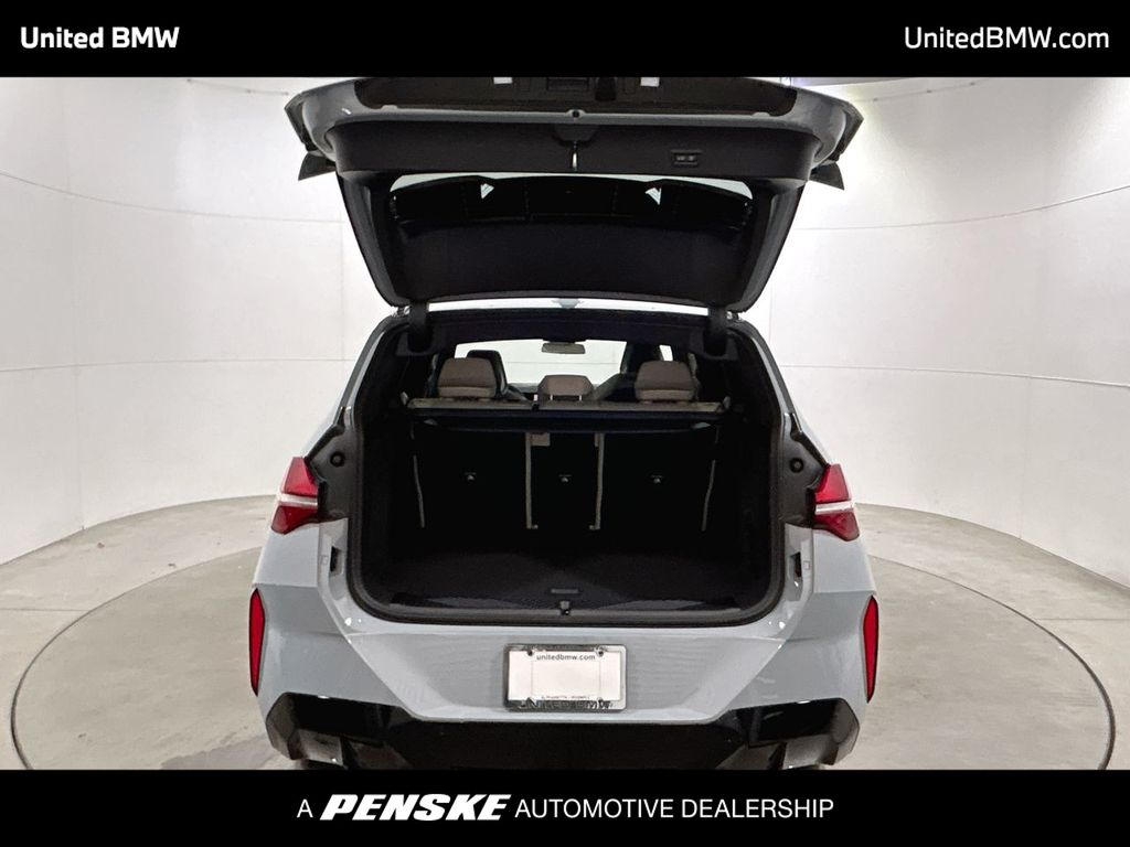 Thumbnail: 2026 BMW X3 - 22