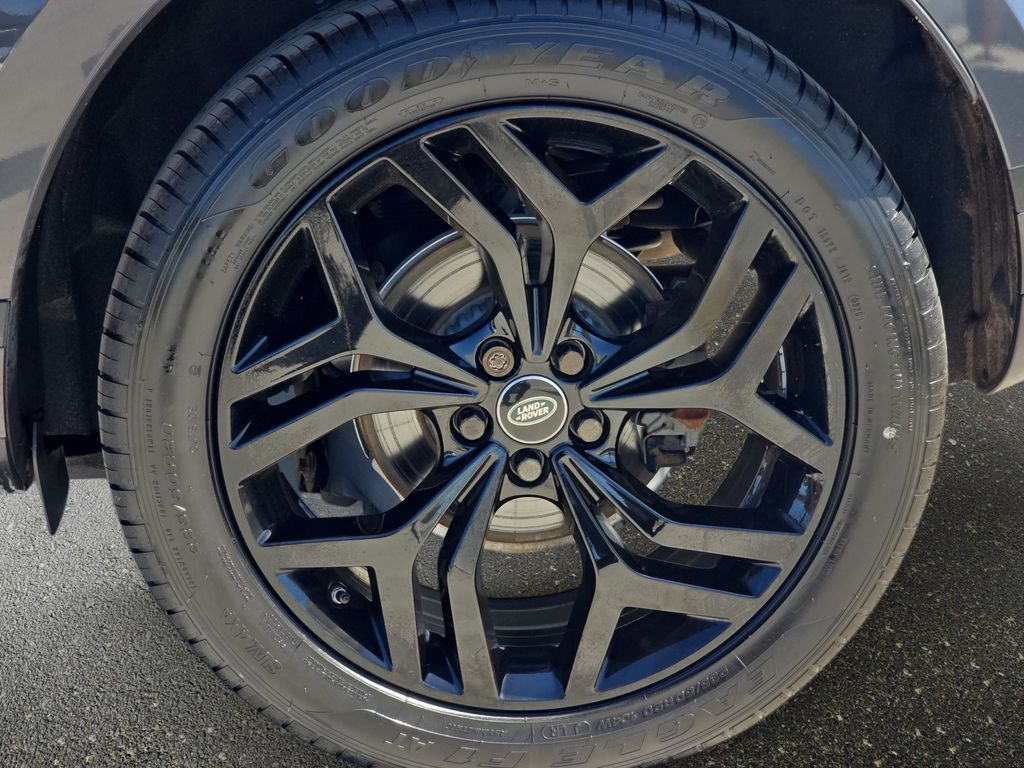 Used 2020 Gray Land Rover S image 37