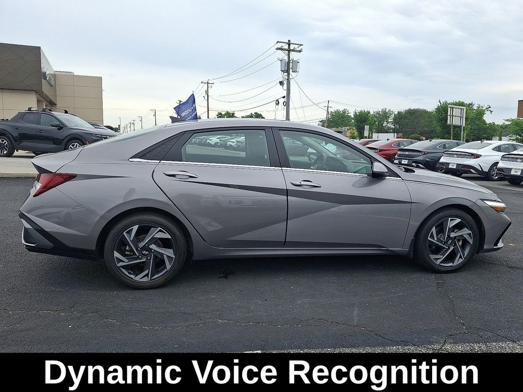 Thumbnail: 2024 Hyundai Elantra - 8